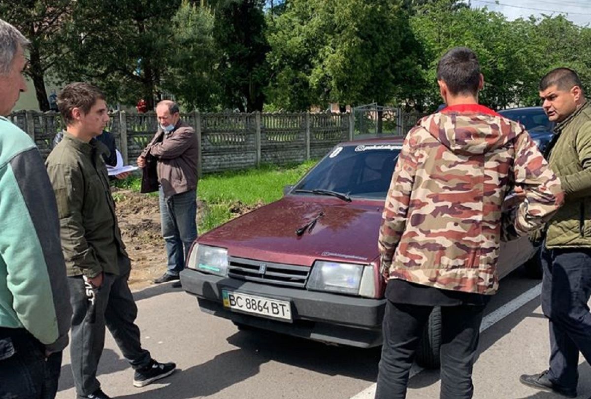 Конфликт с сельским головой на Львовщине: нацгвардиець в больнице