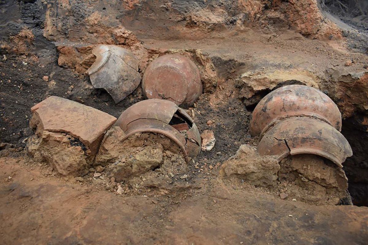 У центрі Черкас натрапили на унікальні археологічні знахідки: фото, відео У центрі Черкас натрапили на унікальні археологічні знахідки: фото, відео