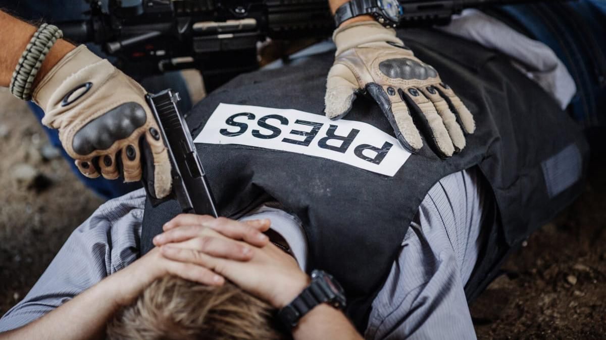 Преследования журналистов в Крыму: Украина готовит обращение в Международный суд Преследования журналистов в Крыму: Украина готовит обращение в Международный суд