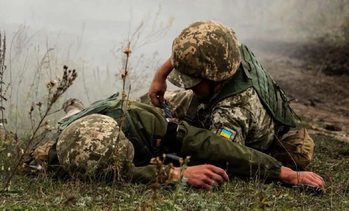 Бойовики обстріляли Опитне й Мар’їнку: поранені українські бійці