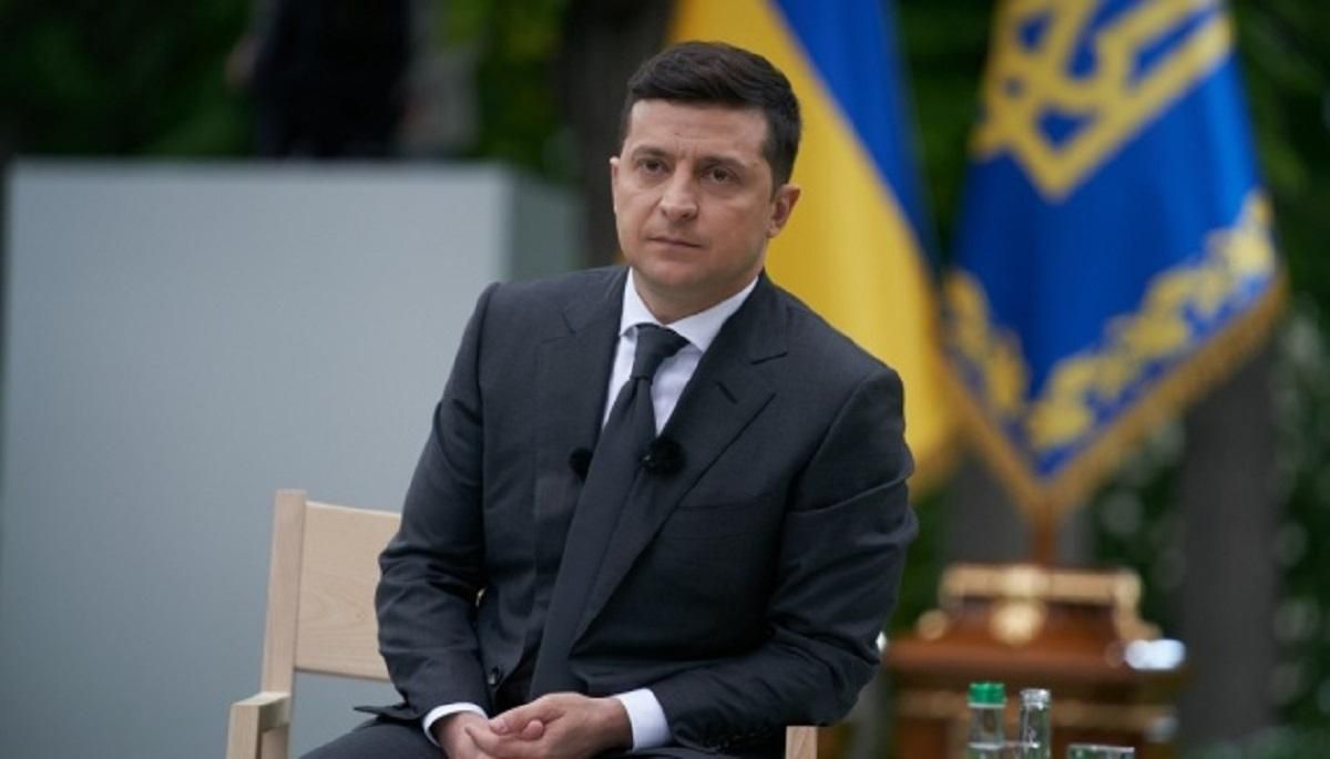 Без зла й образ: Зеленський привітав українців зі святом Трійці Без зла й образ: Зеленський привітав українців зі святом Трійці