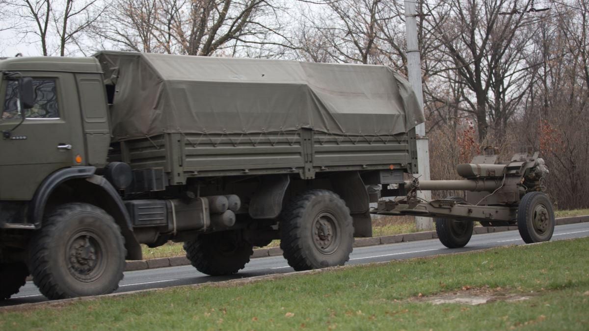 Росія відправила колону військових автівок в окупований Луганськ, – ОБСЄ