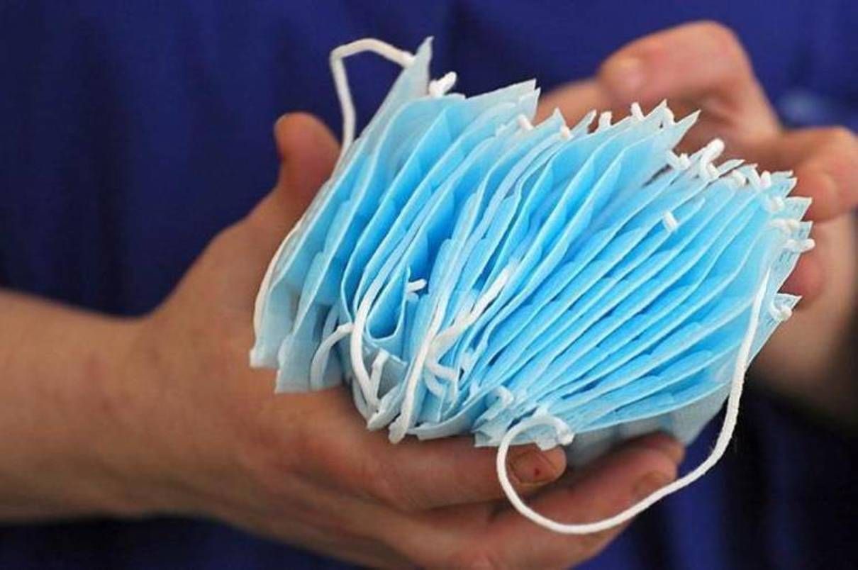 В Крыму закупят более миллиона масок для голосования в июле 2020 В Крыму закупят более миллиона масок для голосования в июле 2020