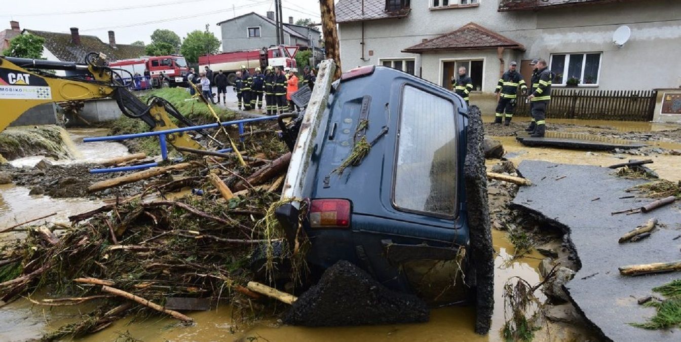 У Чехії затопило села 8 червня 2020: загинула жінка – фото, відео