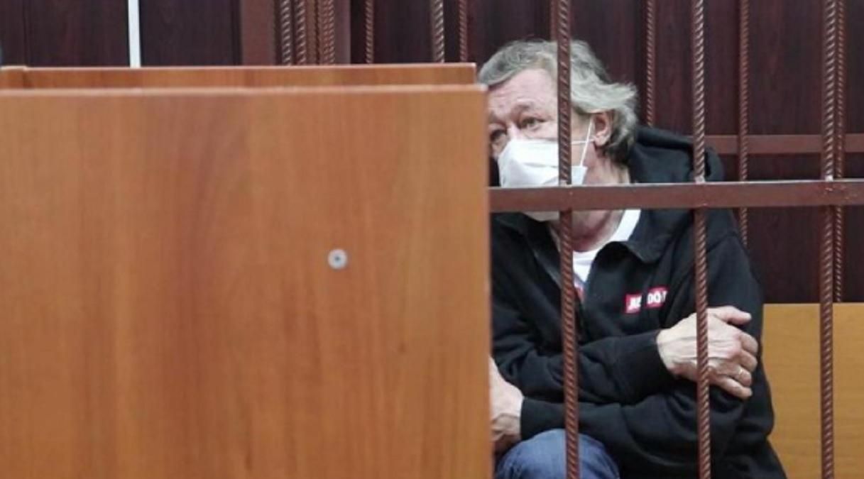 Смертельна ДТП у Москві: Єфремову обрали запобіжний захід Смертельна ДТП у Москві: Єфремову обрали запобіжний захід