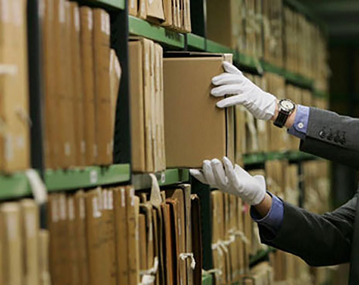 У Києві відкрили онлайн-архів таємних радянських спецслужб У Києві відкрили онлайн-архів таємних радянських спецслужб