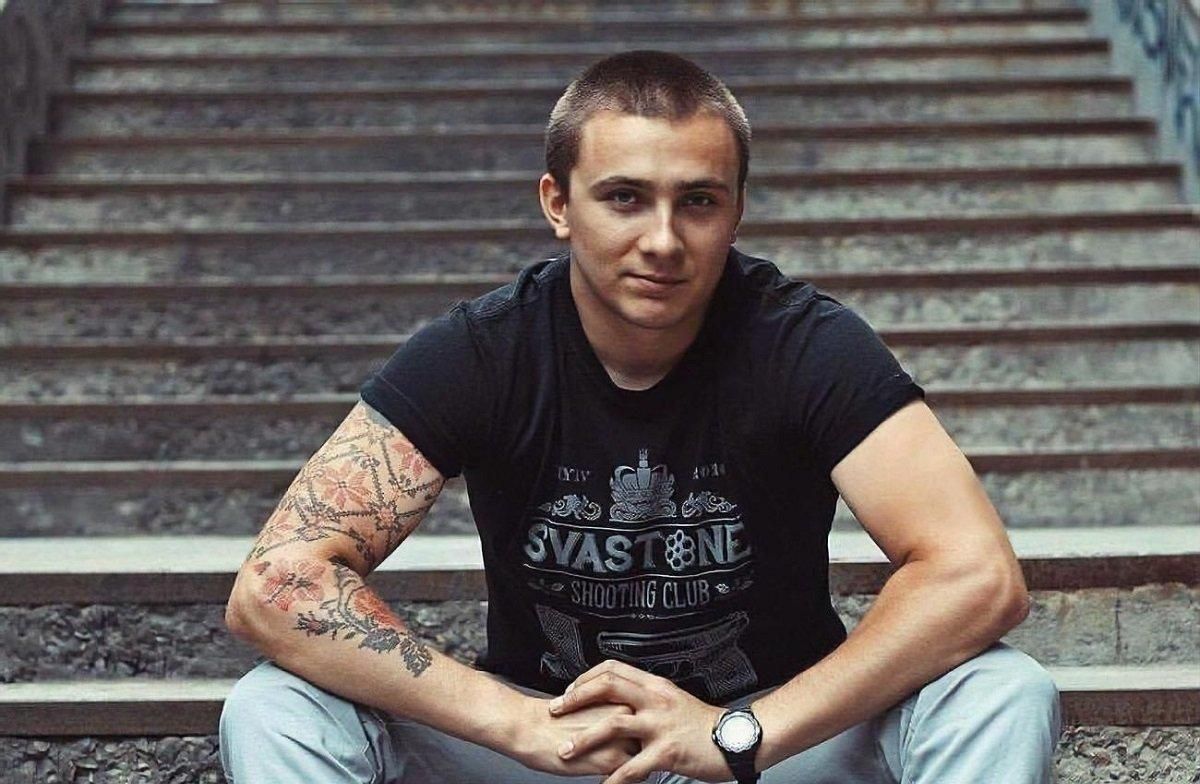 Стерненку вручили клопотання про цілодобовий домашній арешт Стерненку вручили клопотання про цілодобовий домашній арешт