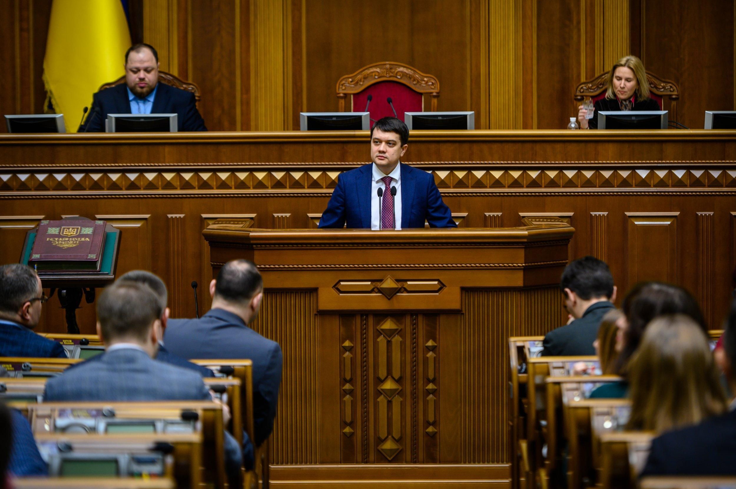 Будут ли выносить вопрос об особом статусе Донбасса на референдум: мнение Разумкова