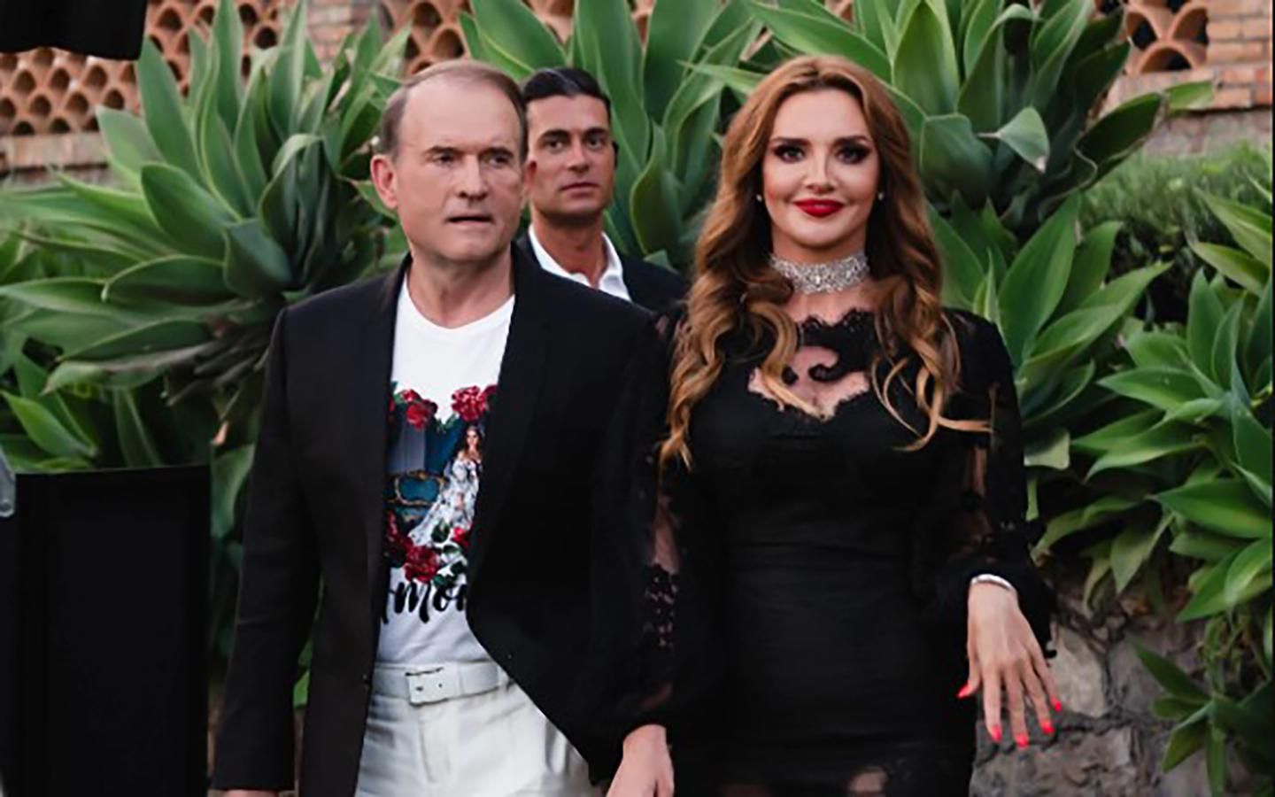 Жене Медведчука принадлежат почти 10% акций "1+1" Жене Медведчука принадлежат почти 10% акций "1+1"