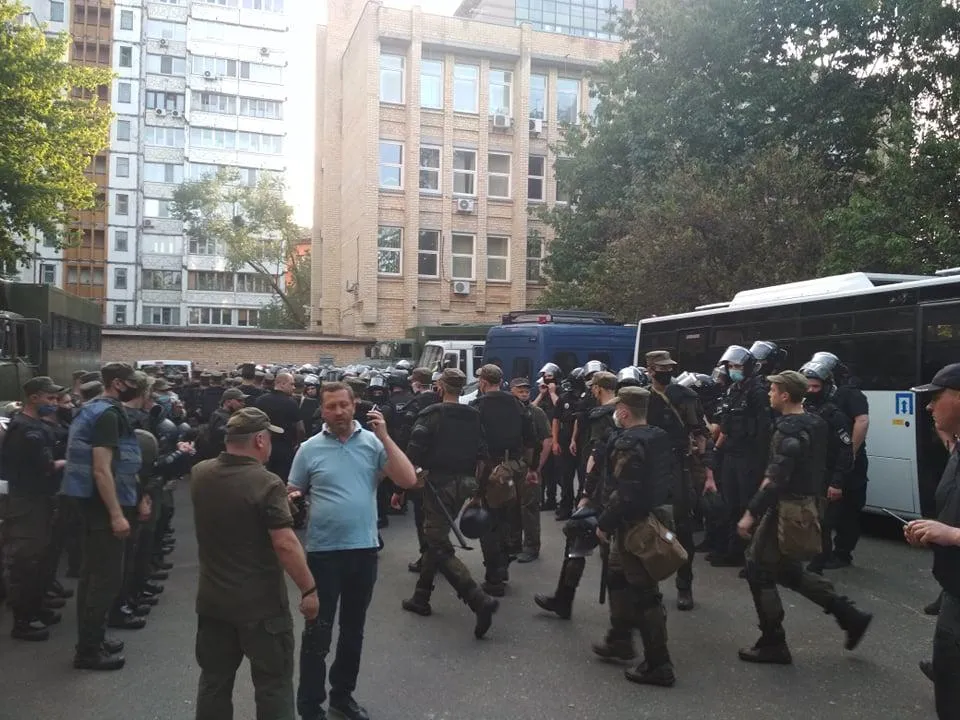 Поліція Поліція