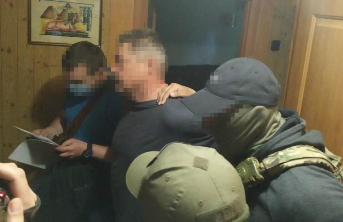 Бывший правоохранитель оказался агентом оккупационных властей на Донбассе: его задержали