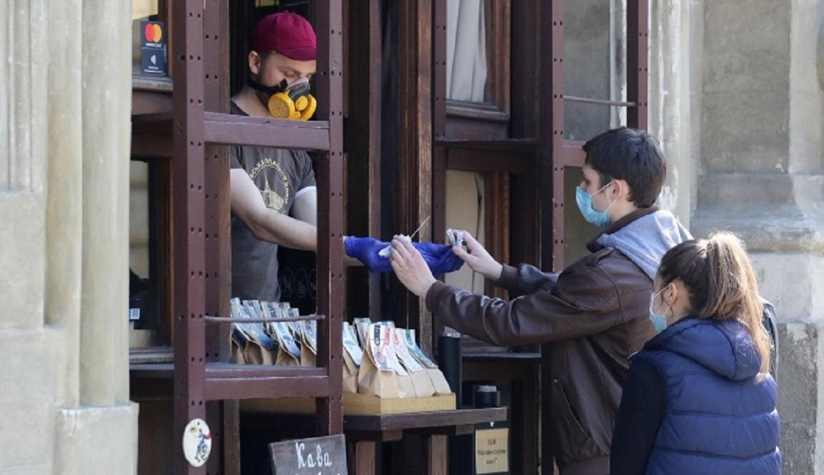 При каких условиях местные власти могут усиливать карантин: объяснение Ляшко При каких условиях местные власти могут усиливать карантин: объяснение Ляшко