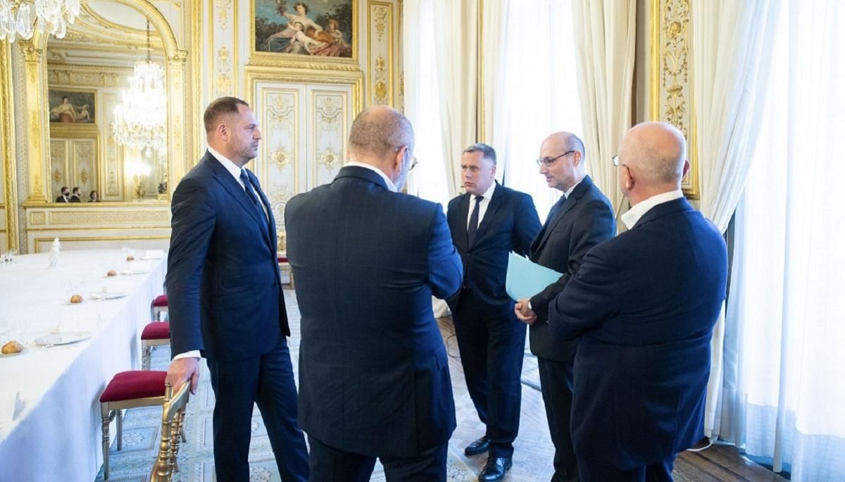 Ермак во Франции договаривался о визите Макрона в Украину: детали