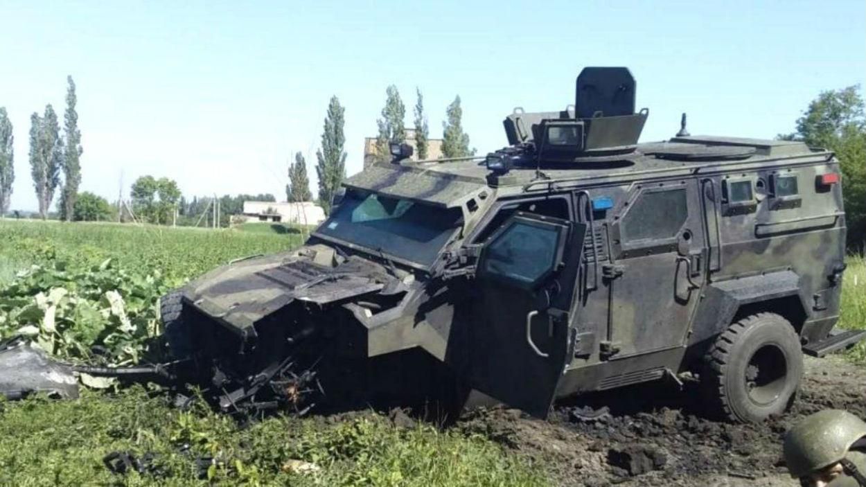 Техніка війни: Підрив броньовика КрАЗ "Спартан". Модернізований танк M-84 AS1 Техніка війни: Підрив броньовика КрАЗ "Спартан". Модернізований танк M-84 AS1