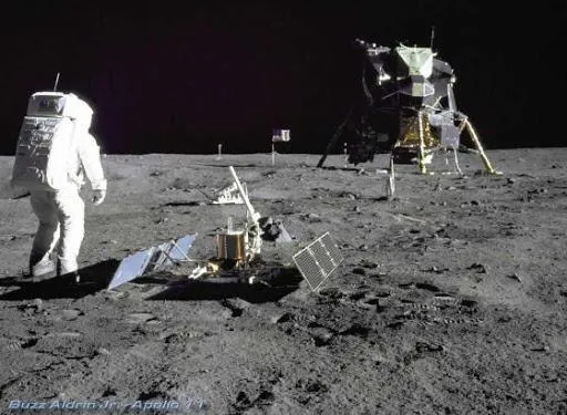 людина на місяці людина на місяці