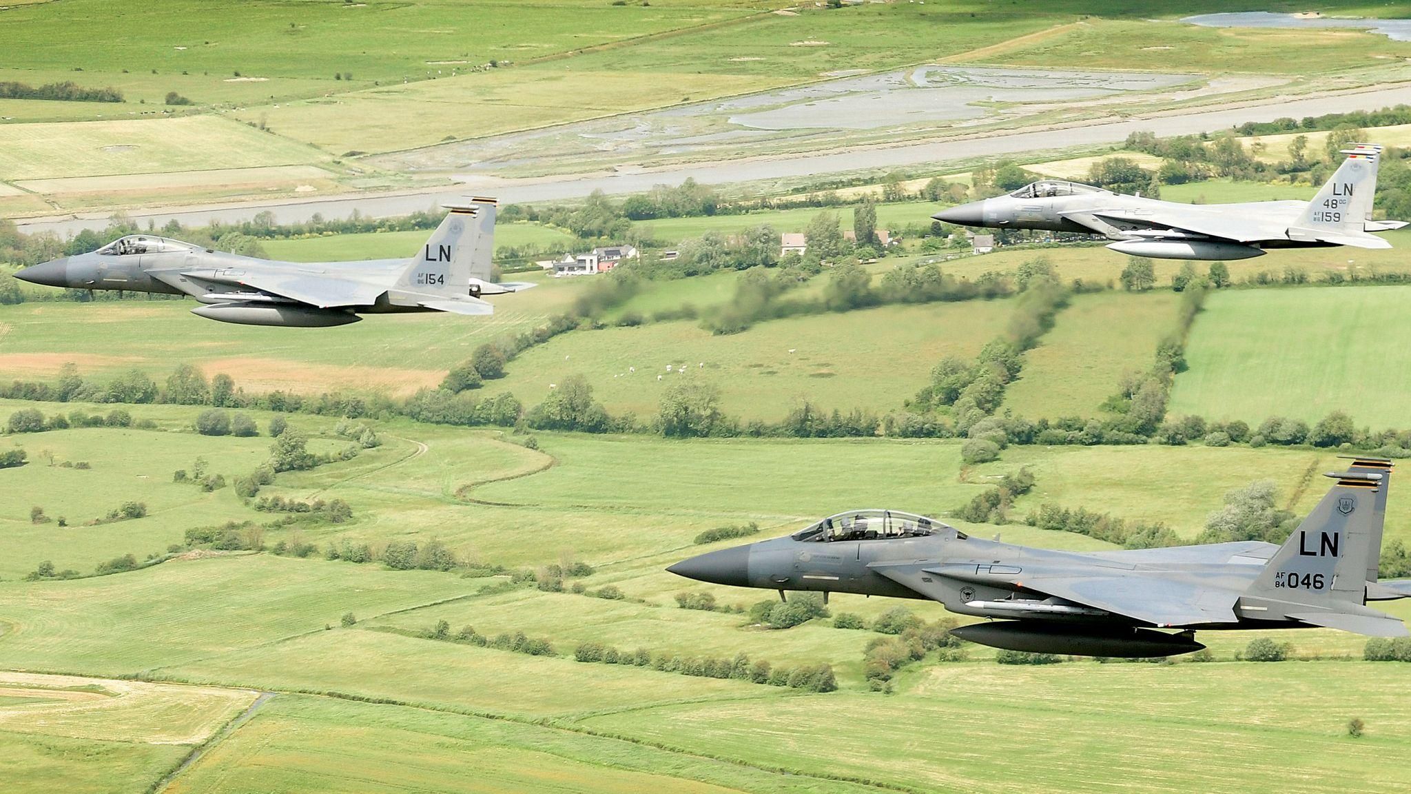 Истребитель армии США F-15 разбился у берегов Британии, пилот погиб