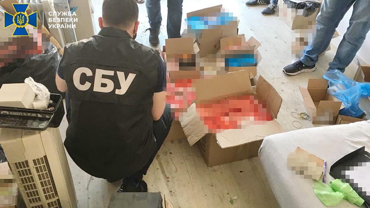 СБУ разоблачила российскую ботоферму в Украине 16 июня 2020 СБУ разоблачила российскую ботоферму в Украине 16 июня 2020