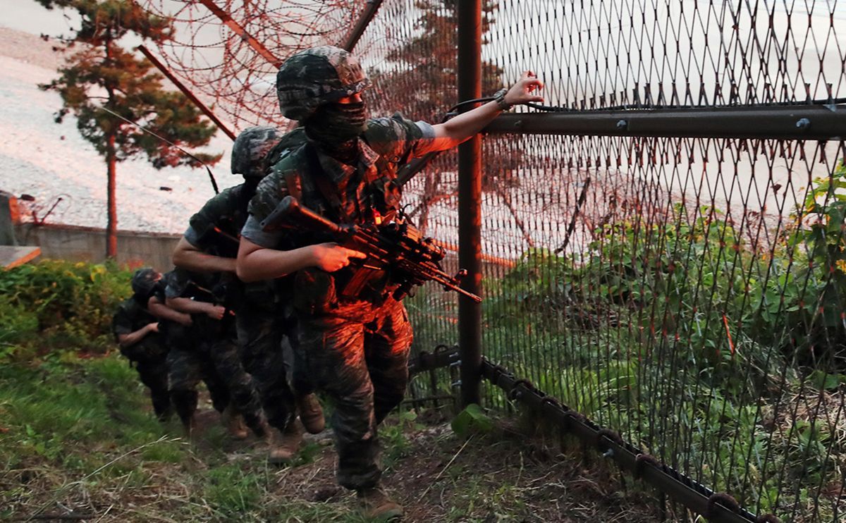 Ситуація загострюється: Південна Корея погрожує КНДР через агресивні заяви сестри Кім Чен Ина Ситуація загострюється: Південна Корея погрожує КНДР через агресивні заяви сестри Кім Чен Ина