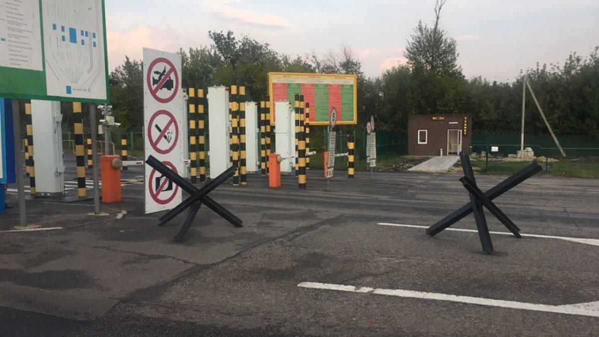 Ослабление карантина: Кабмин открыл пункты пропуска на границе с Россией и Беларусью Ослабление карантина: Кабмин открыл пункты пропуска на границе с Россией и Беларусью