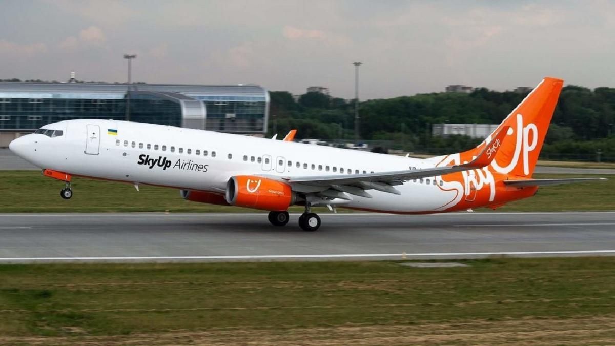 SkyUp скасував продаж авіаквитків на рейси до 15 липня