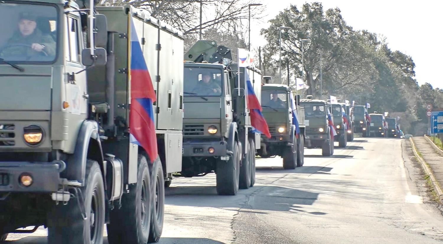 Як російська військова техніка таємно вривається на територію України: встановлено місце