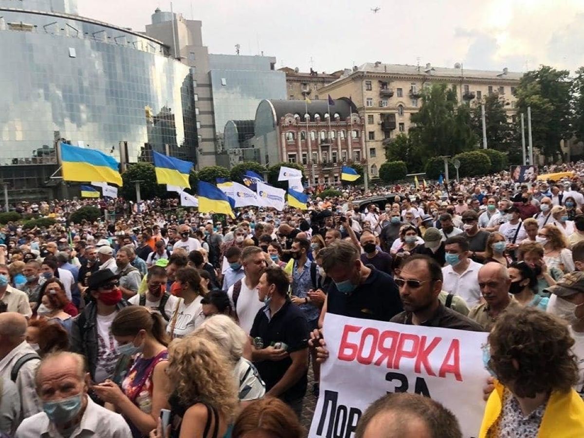 Кому вигідні протести проти Зеленського Кому вигідні протести проти Зеленського