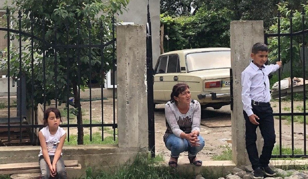 На Закарпатье живет 10-летний мальчик по имени Янукович: фото На Закарпатье живет 10-летний мальчик по имени Янукович: фото