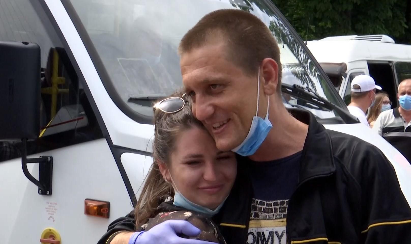 Они боролись за меня: моряки рассказали о возвращении из ливийского плена – трогательное видео Они боролись за меня: моряки рассказали о возвращении из ливийского плена – трогательное видео