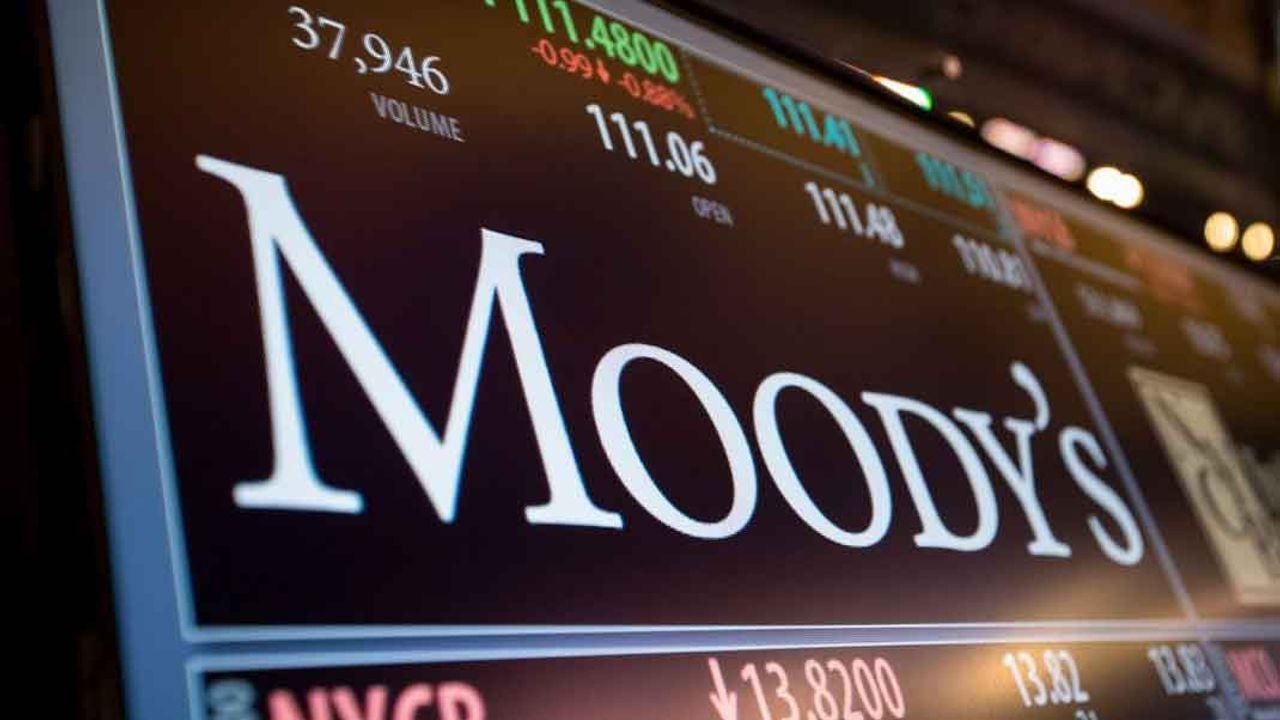 Moody's Investors Service повысило кредитный рейтинг Украины и верит в рост экономики Moody's Investors Service повысило кредитный рейтинг Украины и верит в рост экономики