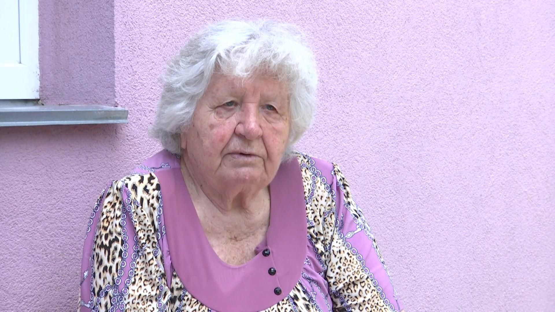 Горіло м'ясо людське: колишня ув'язнена "Аушвіцу" розповіла моторошні деталі про концтабір Горіло м'ясо людське: колишня ув'язнена "Аушвіцу" розповіла моторошні деталі про концтабір