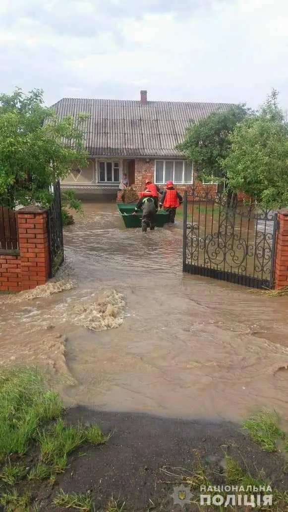 Затоплені будинки Маршинці