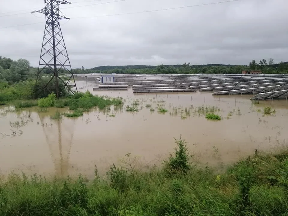 Галич сонячні панелі