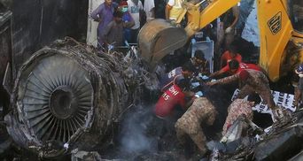 Пілоти обговорювали COVID-19: назвали можливі причини авіакатастрофи у Пакистані