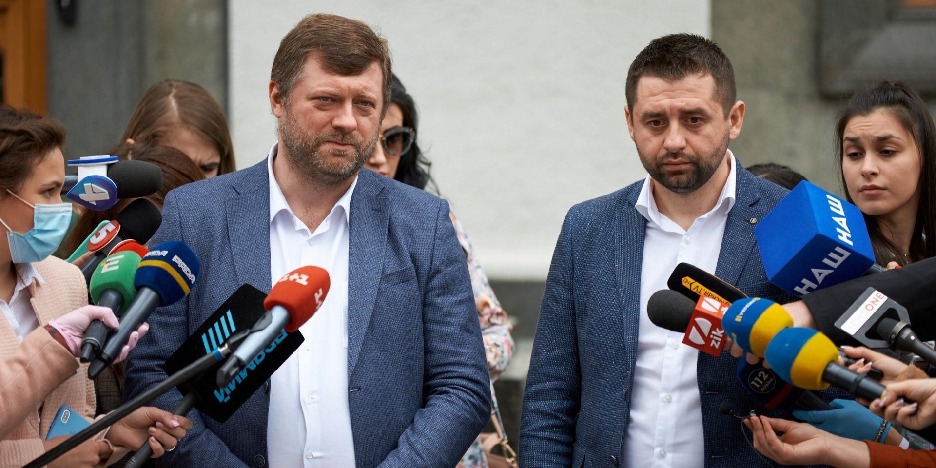 Корниенко заявил, что "корабельную сосну" смонтировали: что говорят журналисты