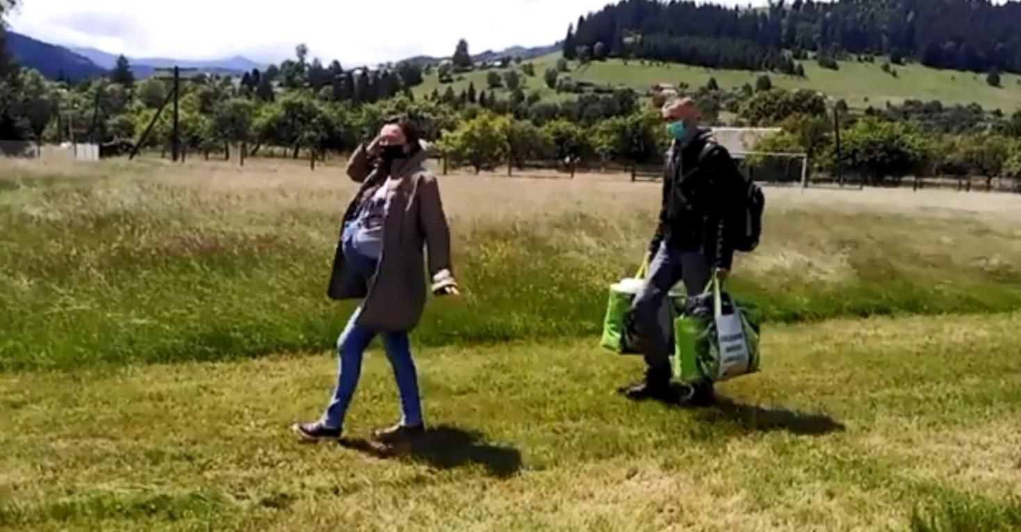 Непогода не помешает рождению: из Прикарпатья на вертолете эвакуировали двух рожениц – видео Непогода не помешает рождению: из Прикарпатья на вертолете эвакуировали двух рожениц – видео