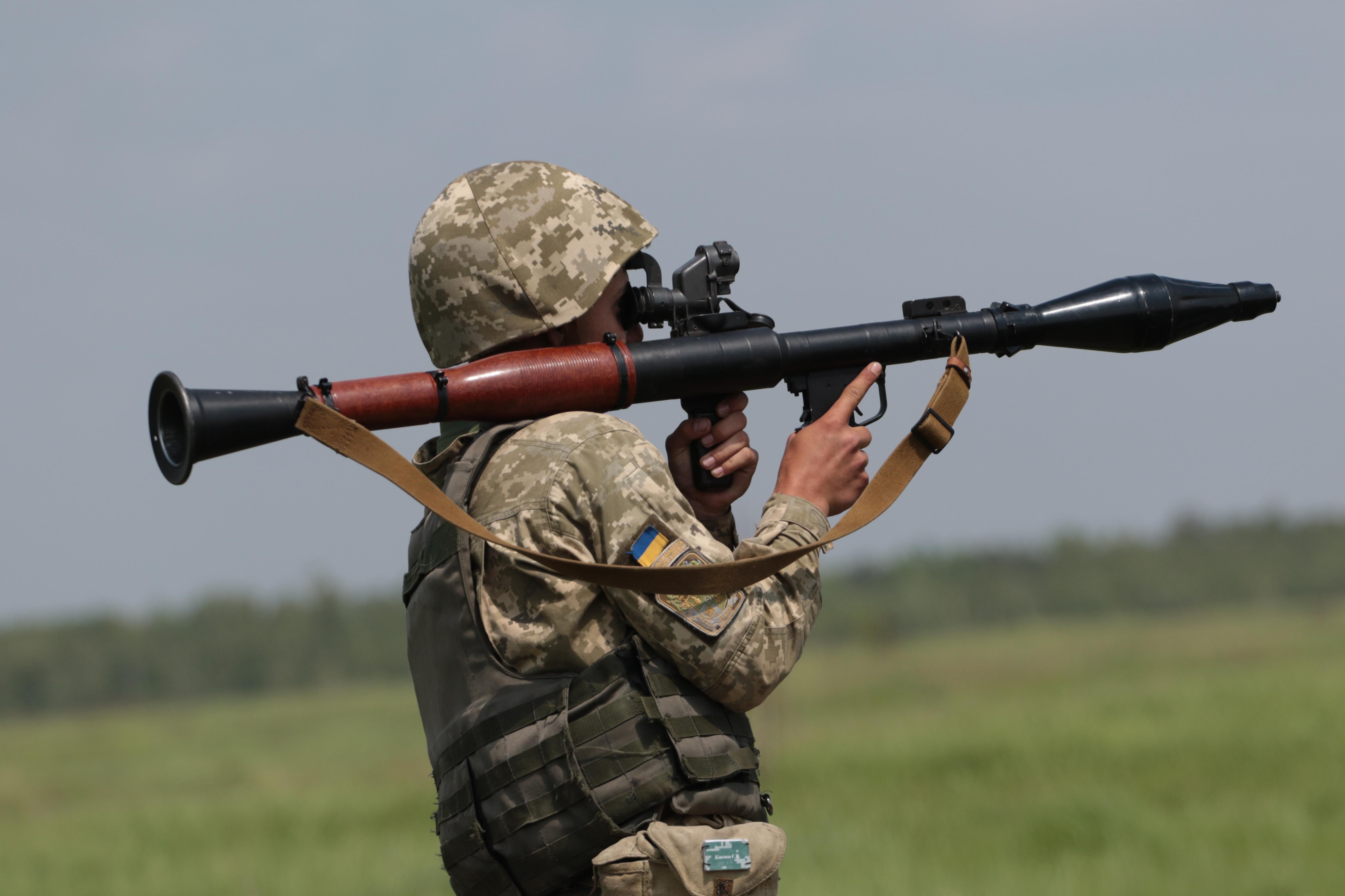 На Донбасі українські військові відповіли на вогонь окупантів: троє вбитих та двоє поранені