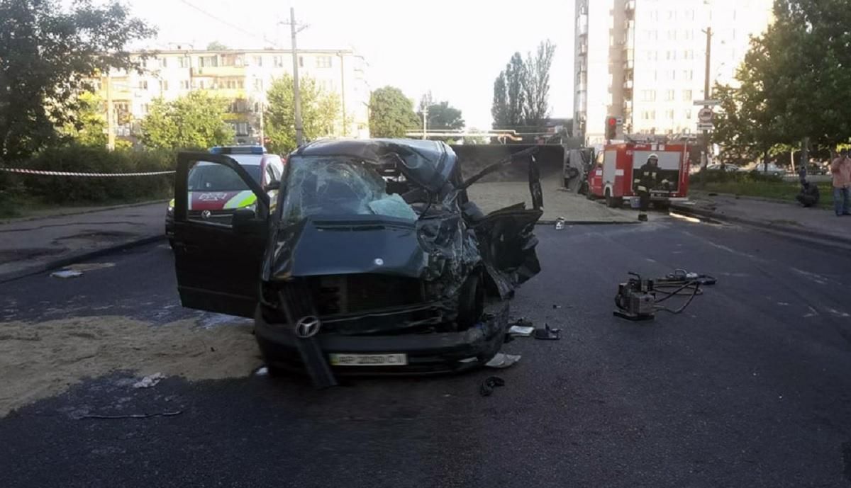 ДТП в Днепре 25 июня 2020: есть жертвы, пострадавший - видеоик ДТП в Днепре 25 июня 2020: есть жертвы, пострадавший - видеоик