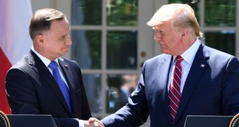 Серьезный сигнал для России: Трамп встретился с президентом Польши