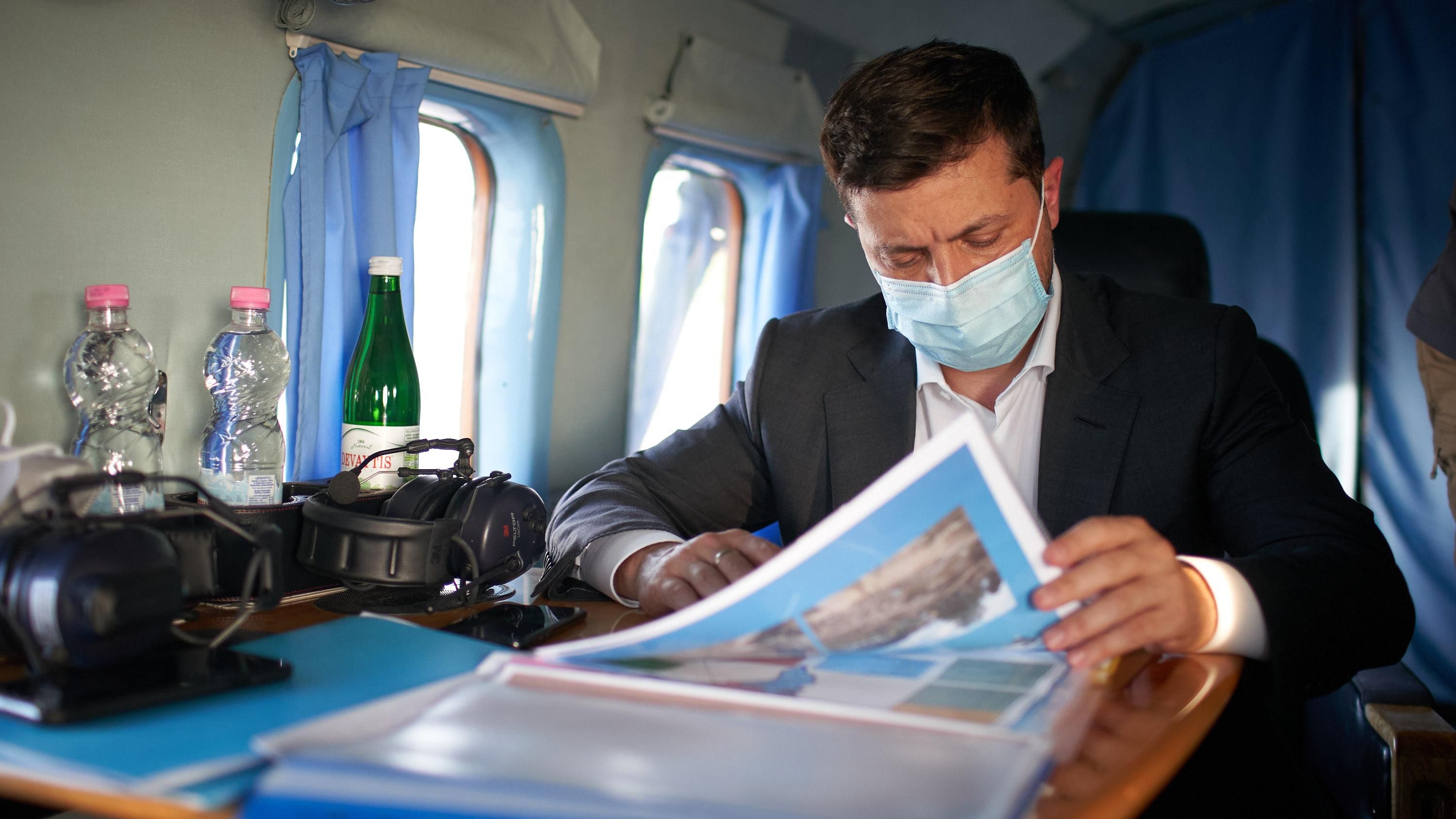 Наводнения на Западе Украины 2020: Зеленский прибыл на Прикарпатье Наводнения на Западе Украины 2020: Зеленский прибыл на Прикарпатье