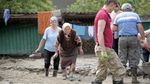 Меня волокли по воде, – 88-летняя бабушка из Буковины показала страшные последствия наводнения