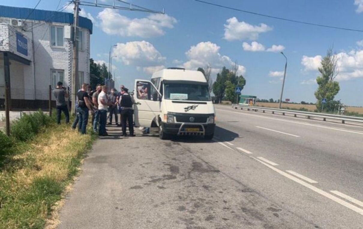 Полиция задержала активистов, которые планировали сорвать акцию Нацкорпуса в Запорожье