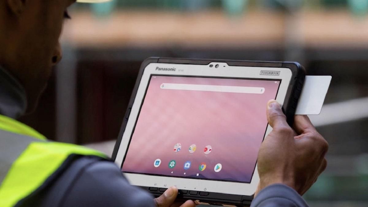 Компанія Panasonic випустила "броньований" планшет Toughbook A3 – цінник вражає Компанія Panasonic випустила "броньований" планшет Toughbook A3 – цінник вражає