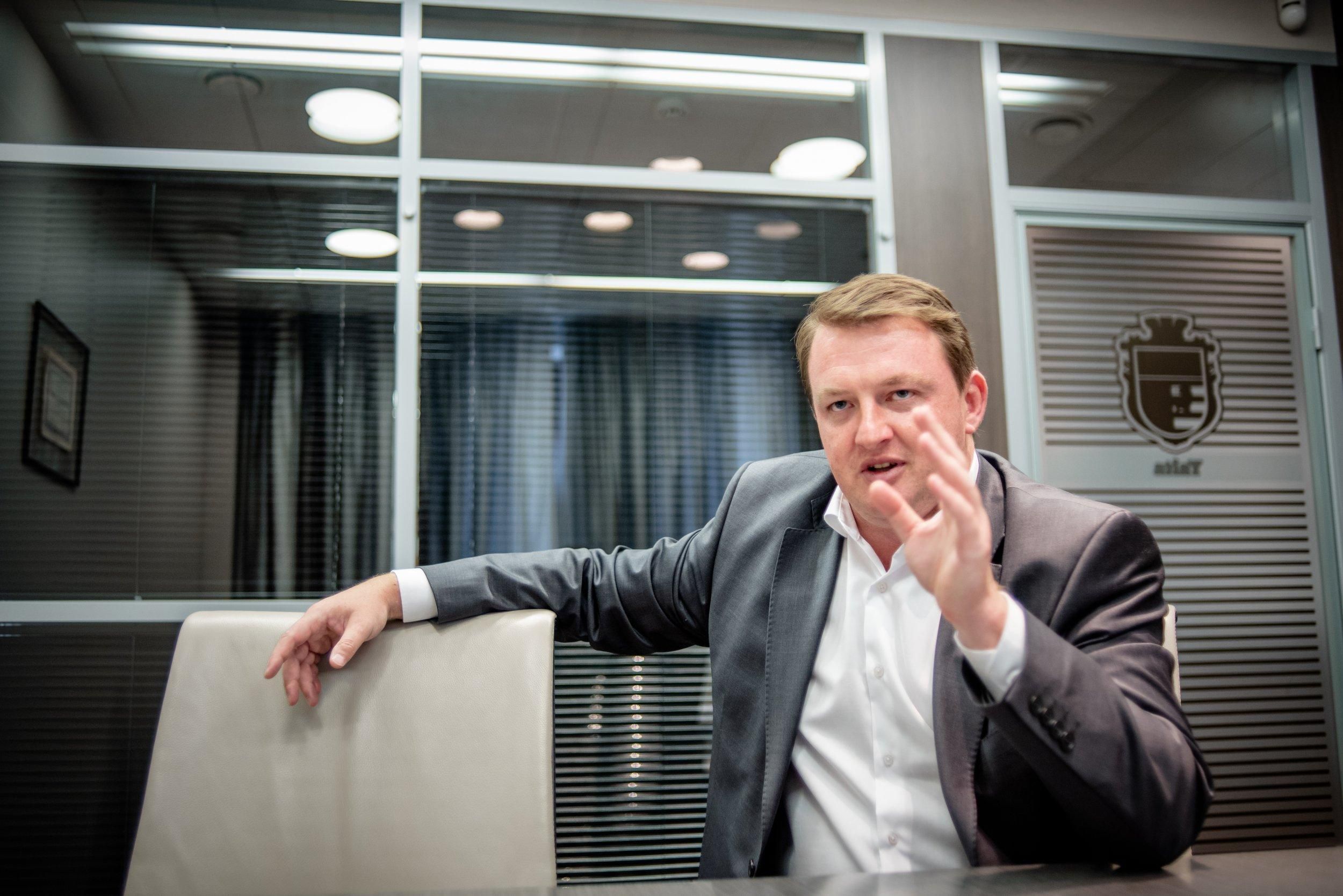 Я вижу управленческий хаос и желание нравиться, – Фурса о возможности реформ от Зеленского Я вижу управленческий хаос и желание нравиться, – Фурса о возможности реформ от Зеленского