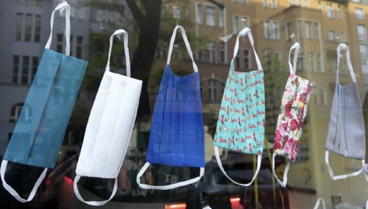 У США бармен відмовився обслуговувати жінку без маски і отримав 50 тисяч доларів
У США бармен відмовився обслуговувати жінку без маски і отримав 50 тисяч доларів