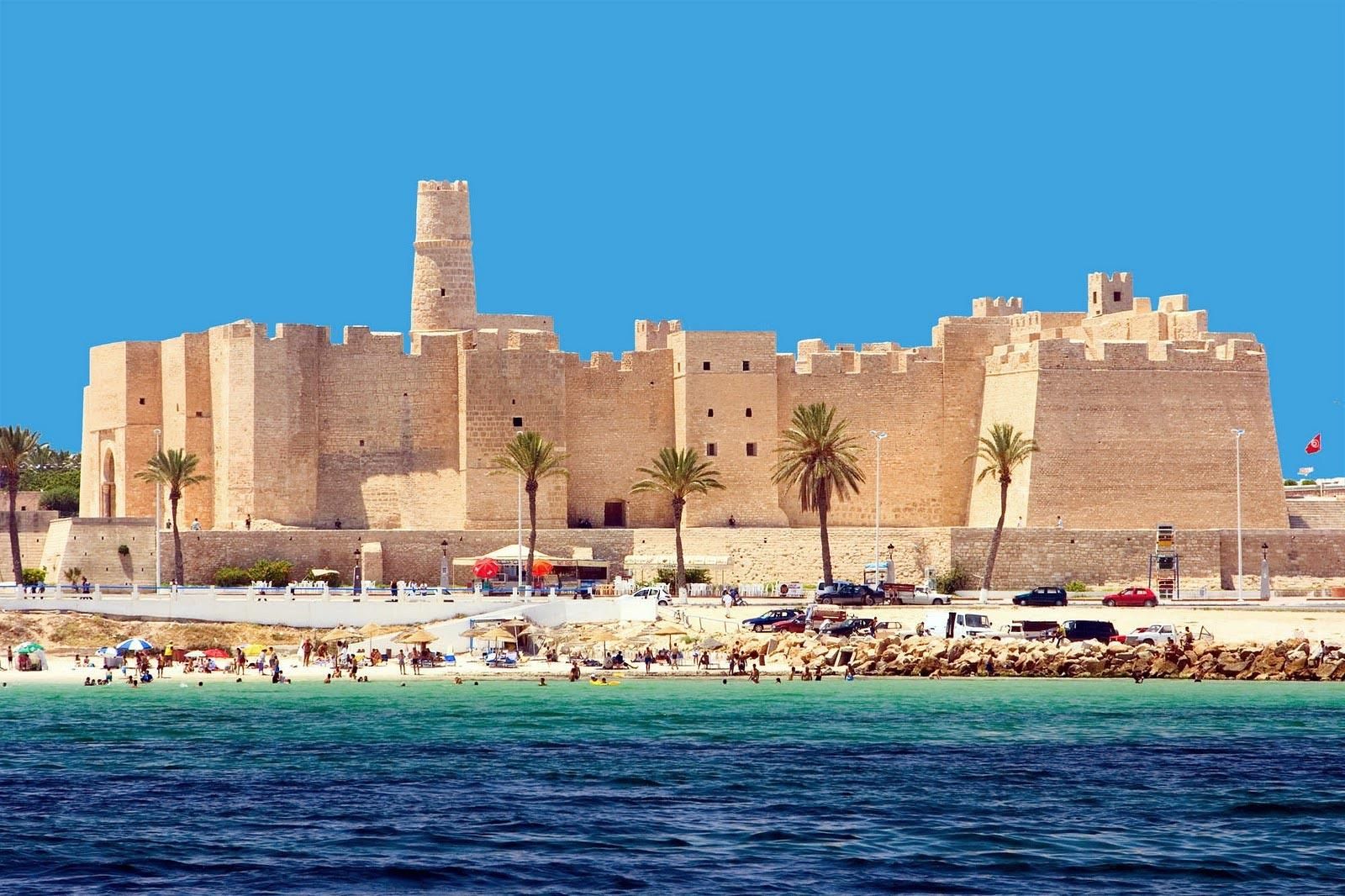 Тунис объявил о возобновлении туристического сезона