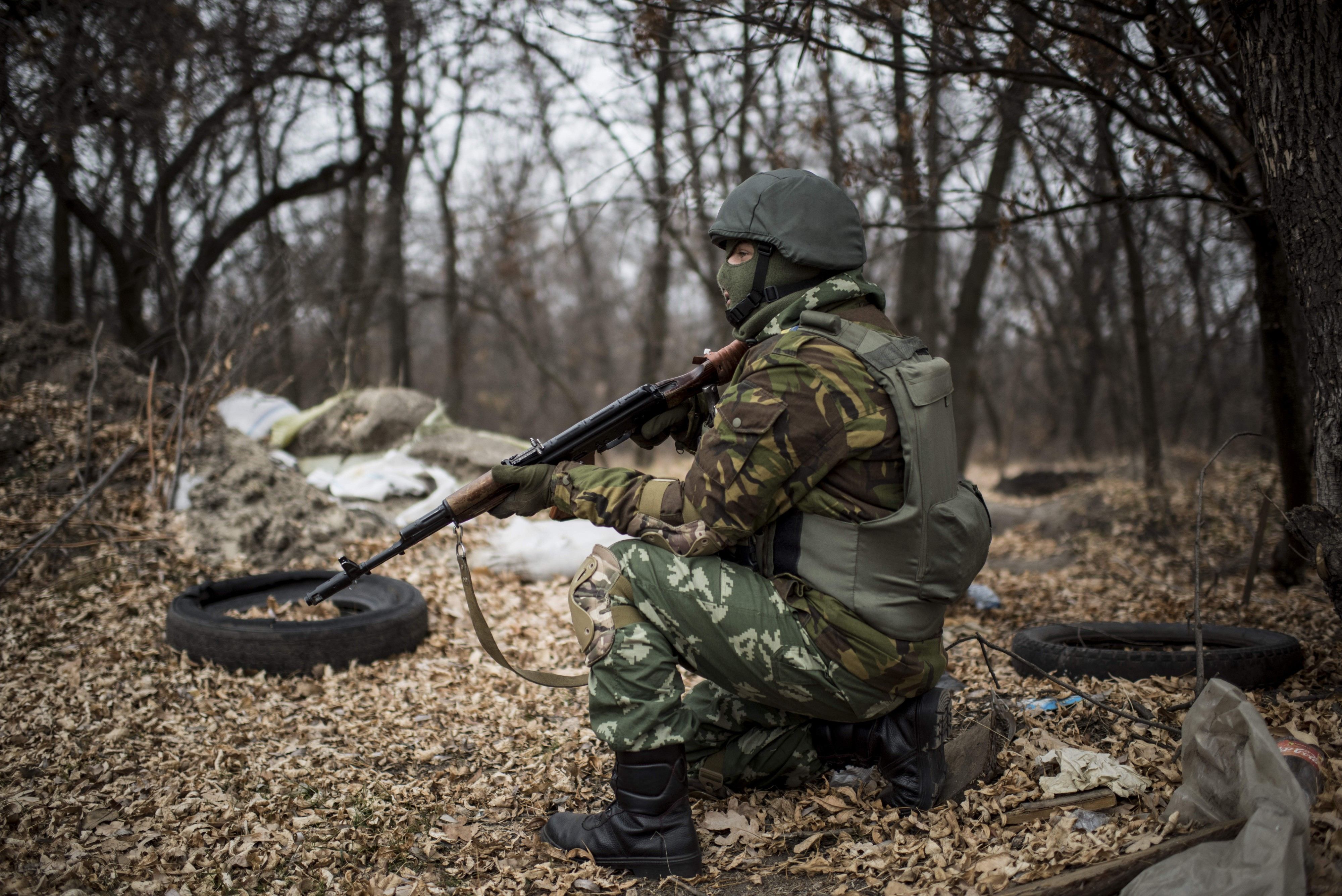 На Донбассе День Конституции прошел относительно спокойно: где все же были провокации боевиков