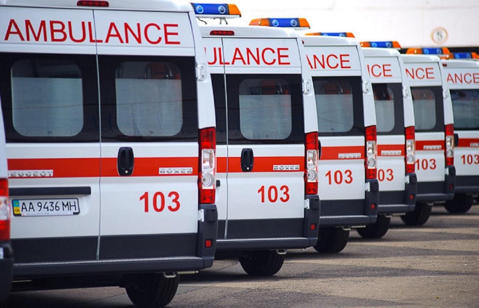 На Тернопільщині жінка напала та жорстоко побила лікаря швидкої На Тернопільщині жінка напала та жорстоко побила лікаря швидкої