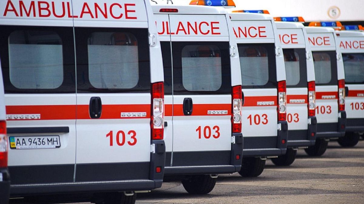 На Тернопільщині жінка напала та жорстоко побила лікаря швидкої На Тернопільщині жінка напала та жорстоко побила лікаря швидкої