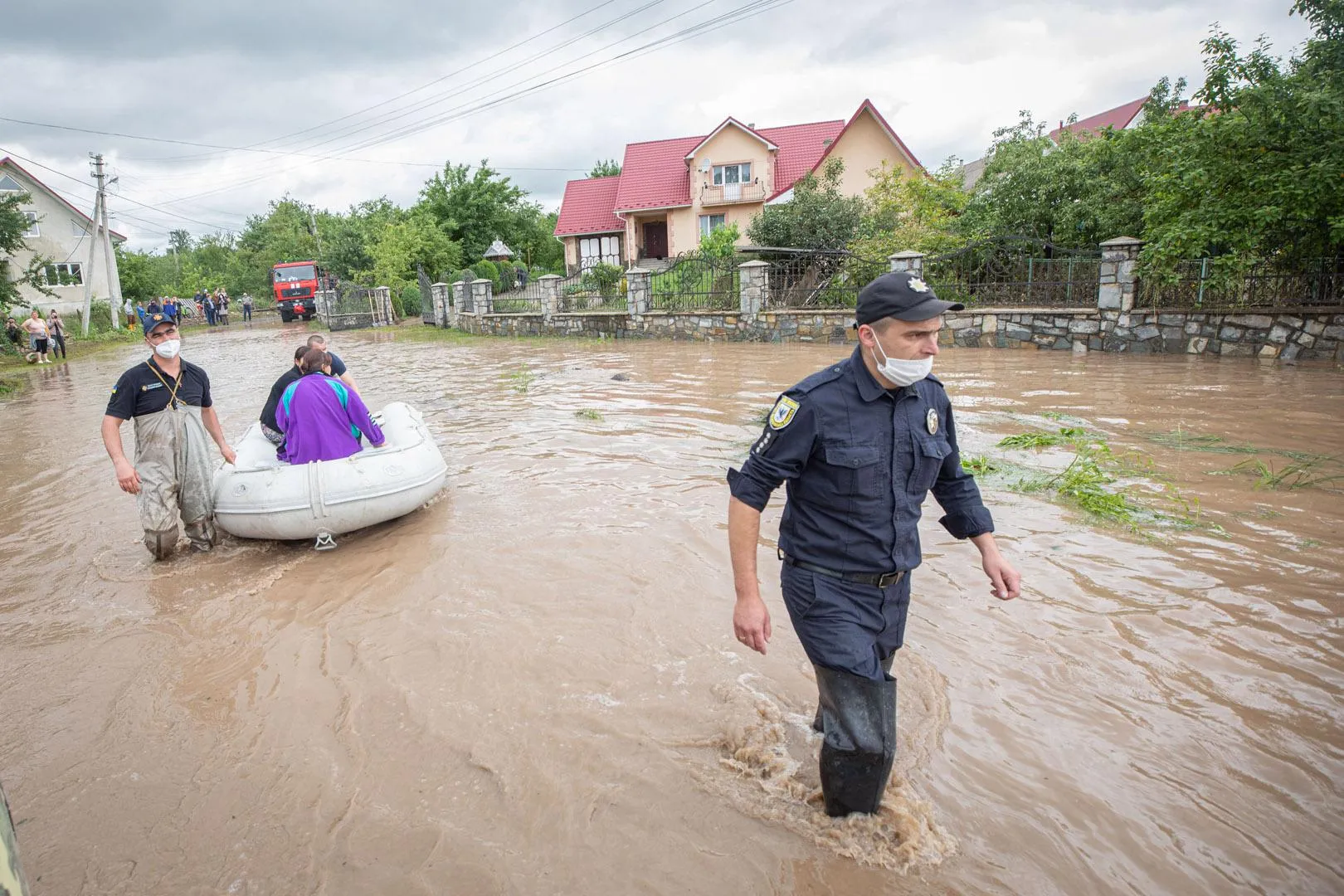 Повінь на Прикарпатті