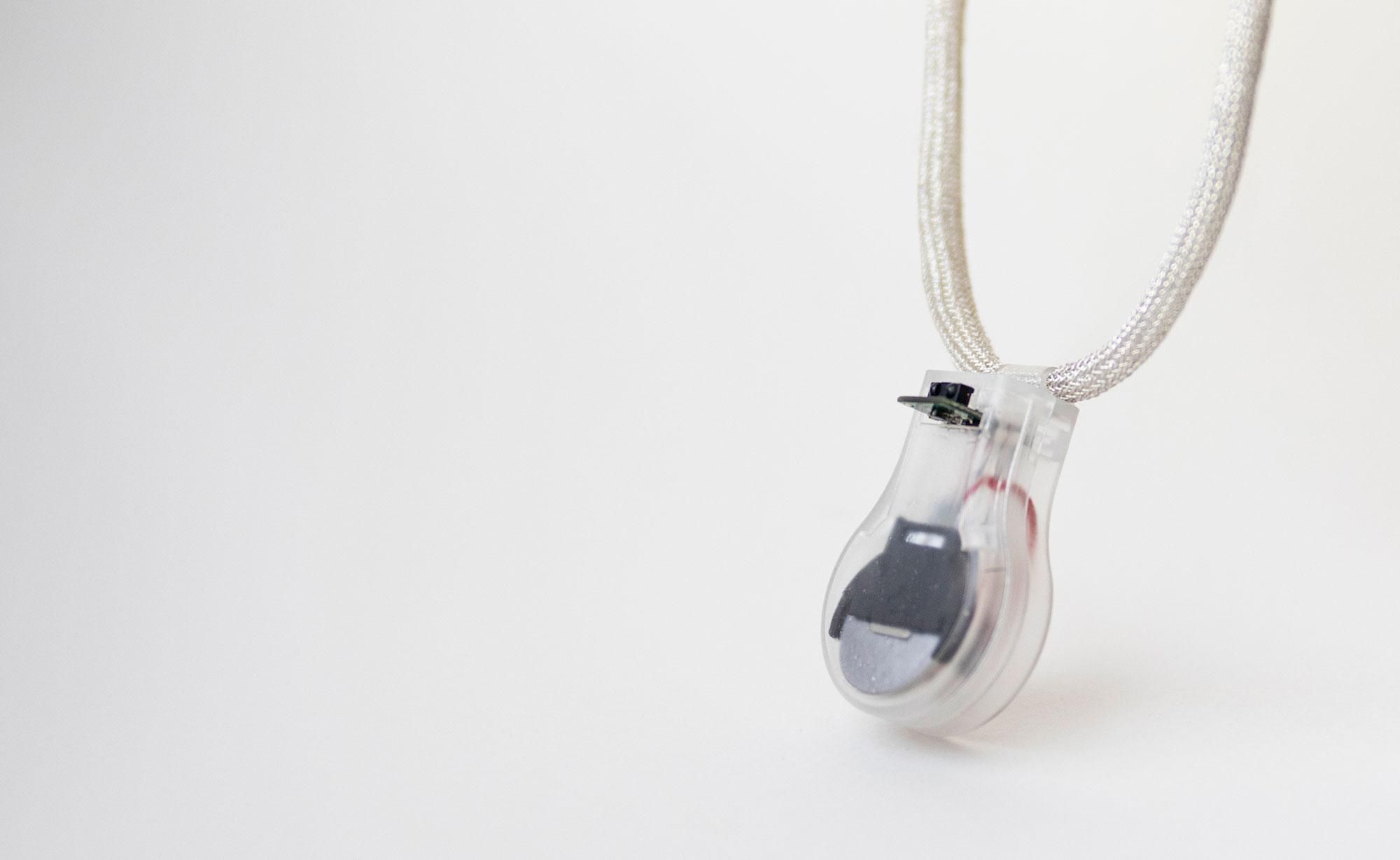 У NASA створили кулон для профілактики COVID-19 - 24 Канал У NASA створили кулон для профілактики COVID-19 - 24 Канал